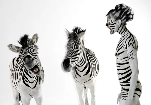 [Photography] Lennette Newell : Zebra Woman | Pégase Daily