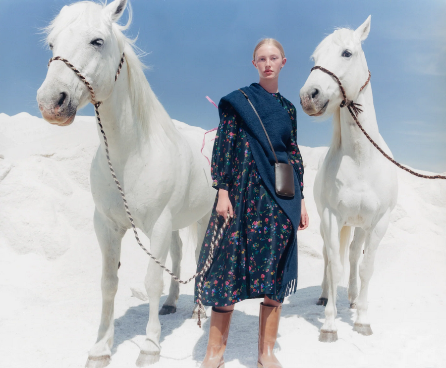 Horse Fashion: Valentin B Giacobetti for Soeur FW 2022 in Camargue | Pégase Daily