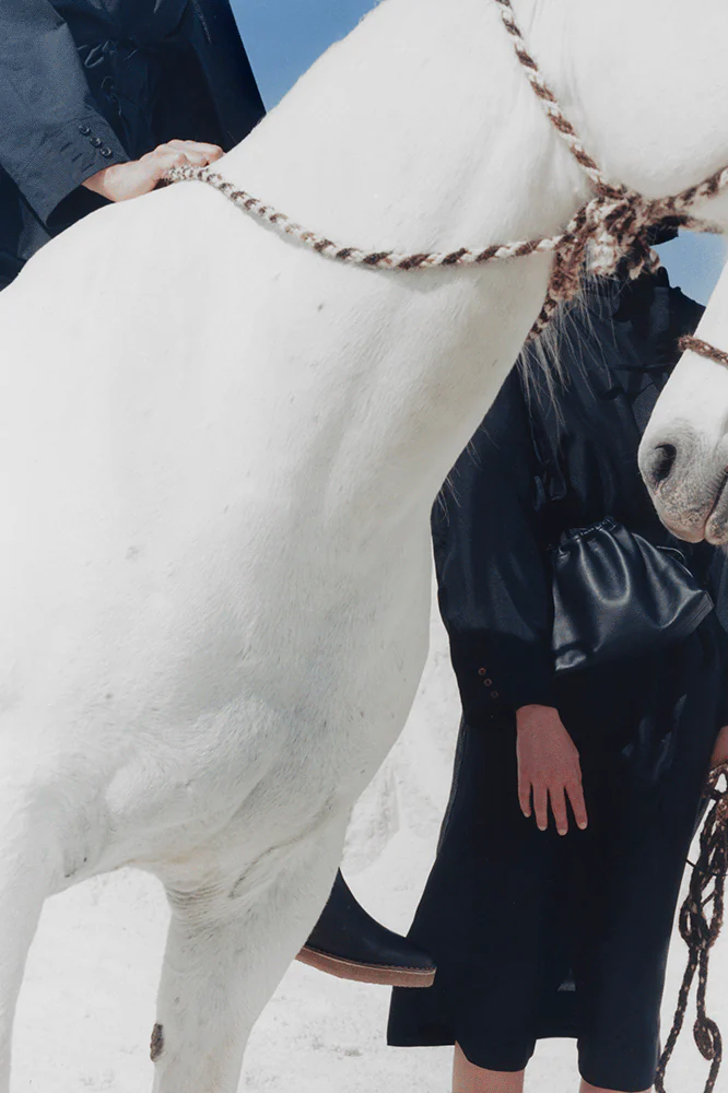 Horse Fashion: Valentin B Giacobetti for Soeur FW 2022 in Camargue | Pégase Daily