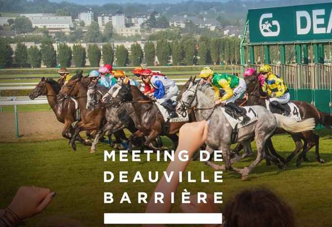 Départ d’une course de galop à l’Hippodrome de Deauville-La Touques pendant le Meeting Barrière 2025 | Pégase Daily