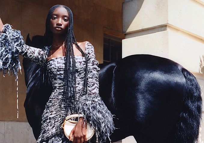 Horse Fashion : Burberry Fall Winter 2025 campaign by Sam Rock, equestrian heritage | Pégase Daily