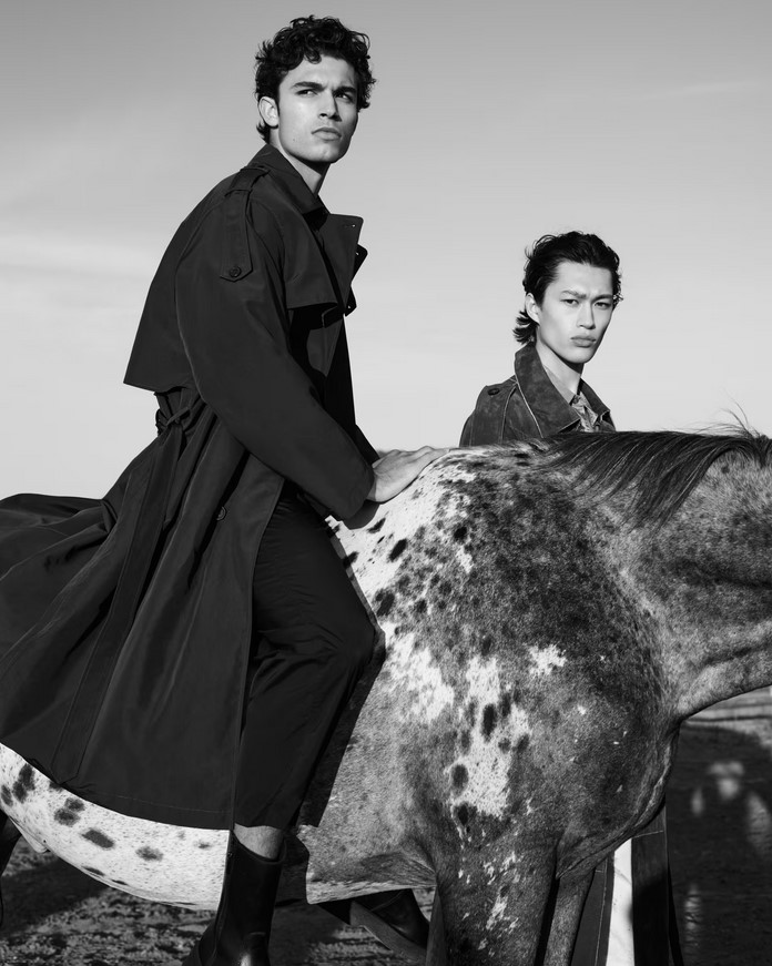 Horse Fashion : Emporio Armani, spring-summer 2025 - Pégase Daily